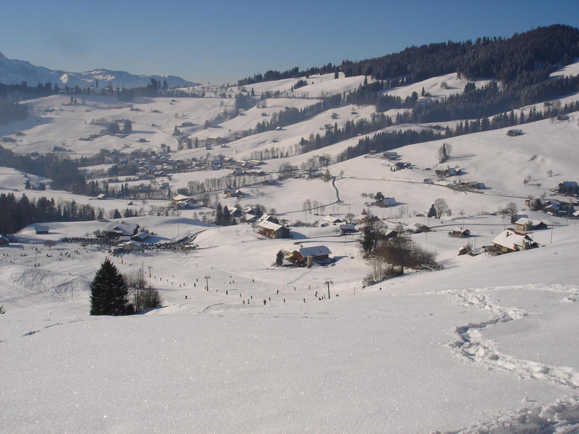 Chalet Sunneschyn Schwanden  Eksteriør billede